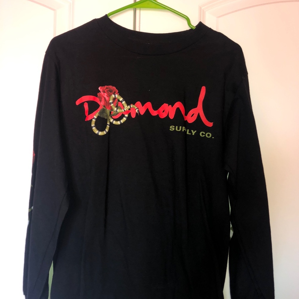 Diamond long sleeve.